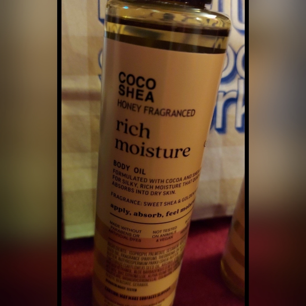 Coco shea honey fragranced body oils by bath and body works - Picture 2 of 2